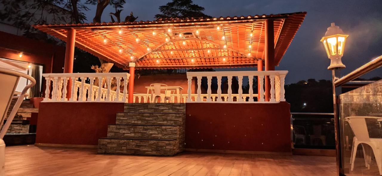 Apartamento 406, Dr Wade With Private Pool And Gazebo In Royal Palms *