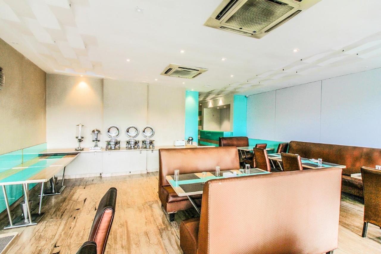 Hotel Fabhotel Sahar Garden - Nr International Airport