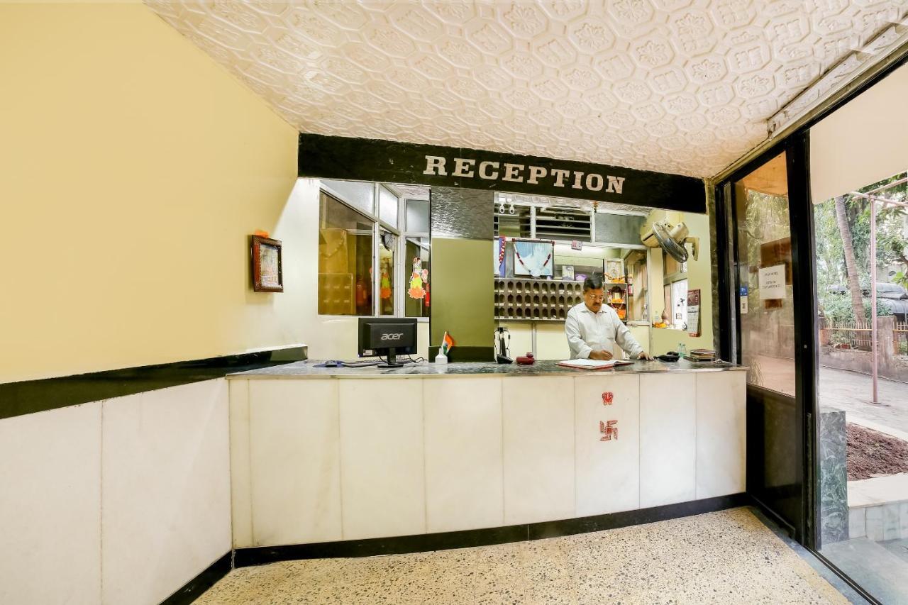 Oyo 43839 Aram Hotel Mumbai