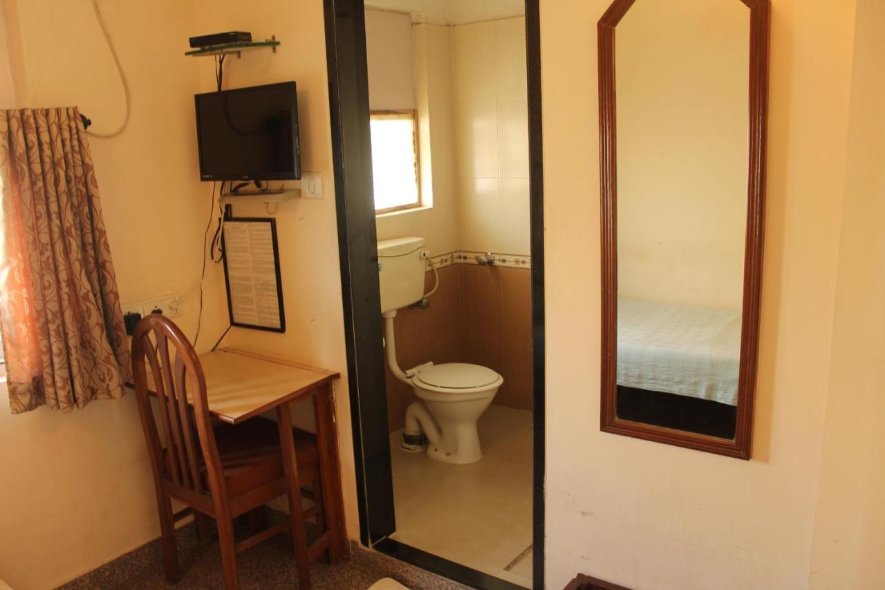 Ywca International Centre Hotel 3*