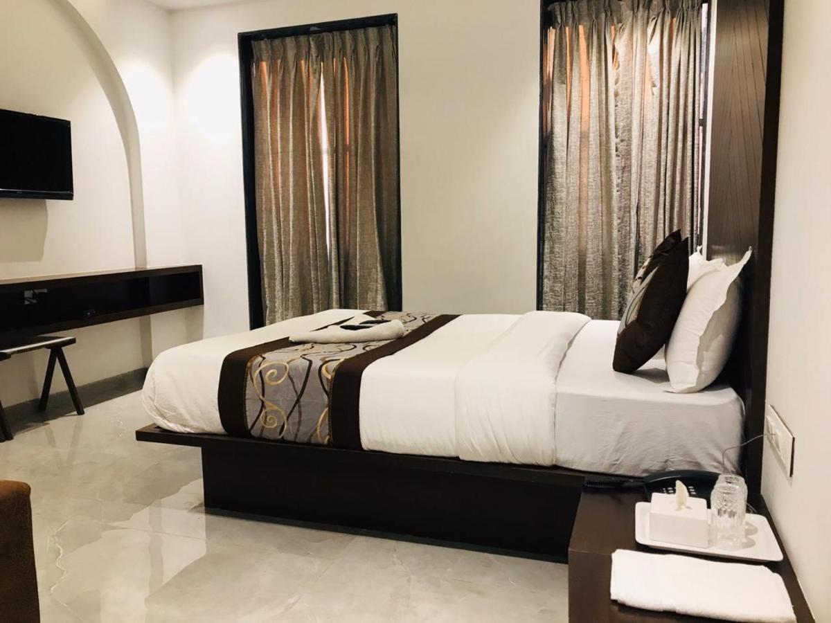 Hotel Flora -