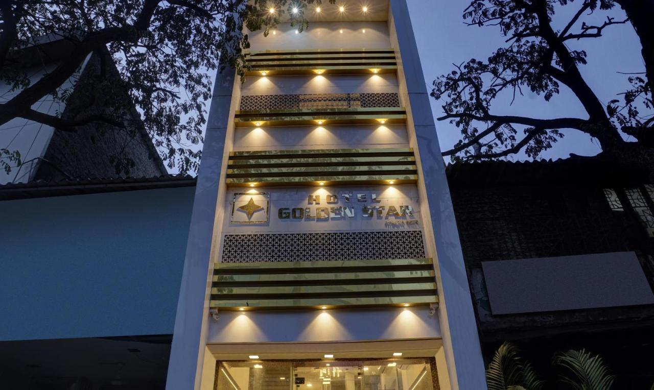 Oyo Mum2165 Golden Star 3*