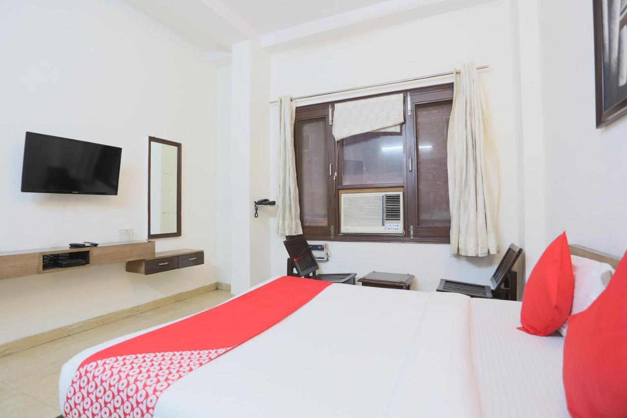 Oyo 71894 Sea King Hotel Mumbai