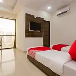 Capital O Konak Near Chhatrapati Shivaji International Airport Hotel