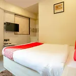 Hotel Oyo Flagship 75787 Meadow Mumbai