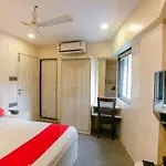 Hotel Oyo Flagship 75787 Meadow Mumbai