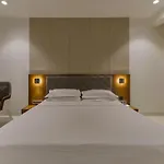 Hotel Airlink 3*