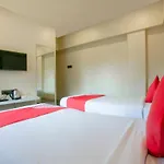Hotel Oyo Flagship 75787 Meadow Mumbai