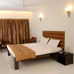 Hotel Airlink 3*