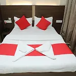 Risshi Residency Hotel 3*