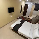 U Life Guest house
