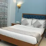 Muza Fisco Hotel Mumbai