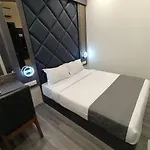 Hotel Classio Andheri - Near Dn Nagar Metro Station