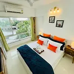 Modern, Luxury Stay In The City