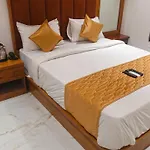 Hotel Palms Residency, Chembur Mumbai