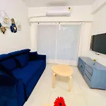 La Mezzo 1 Bhk Service Apartment