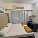 La Mezzo 1 Bhk Service Apartment