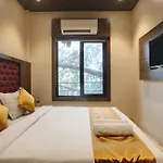 Sea Breeze Guest house 3*