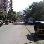 Oyo Apartments Powai Lake View