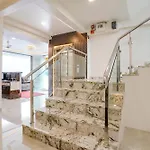 Fabhotel The Mint Hotel Mumbai