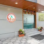 Fabhotel The Mint Hotel 3*