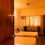 Oyo Rooms Mumbai Juhu Beach