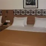 Samrat Hotel