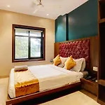 Sea Breeze Guest house 3*