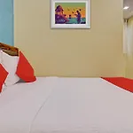 Hotel Oyo Flagship Nine Hills Mumbai