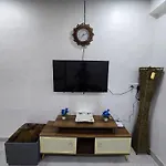 Apartment Emly Comfortable Cozy 1bhk *