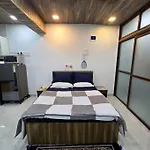 Emly Comfortable Cozy 1bhk Apartment Mumbai