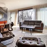 Hotel Z-A-R-A Park Goregaon West