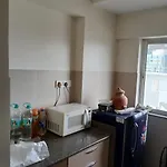 Premium 2 Bedrooms Apartment In Prabhadevi