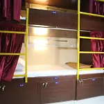 Neon Nest Suits Asalpha Metro *