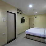 Samrat Hotel 3*
