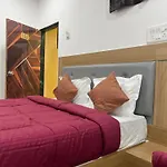 Jazz & Hotel 2*