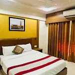 Hotel Crystal Luxury Inn- Bandra