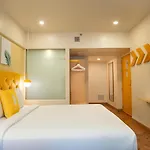 Hotel Bloom Hub L Weh Andheri 4*