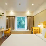 Bloom Hub L Weh Andheri Hotel 4*