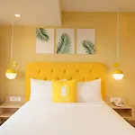 Bloom Hub L Weh Andheri Mumbai