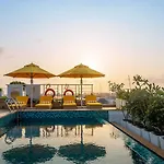 Hotel Bloom Hub L Weh Andheri 4*