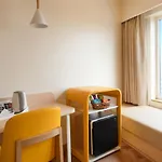 Bloom Hub L Weh Andheri 4*