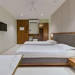 Hotel Airlink 3*