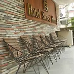 Hotel Sweet Home