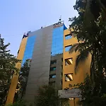 Hotel Orritel West