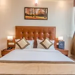 Hotel Empire Suite - Near Mumbai International Airport T2