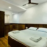 Cozykey Rooms Bandra