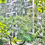 1Bhk Balcony Retreat - Gulmohar Road, Juhu Mumbai