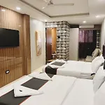 U Life Hotel
