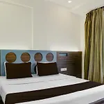 Super Collection O Lodha Experia Mall Dombiwali Formerly Rr Suites